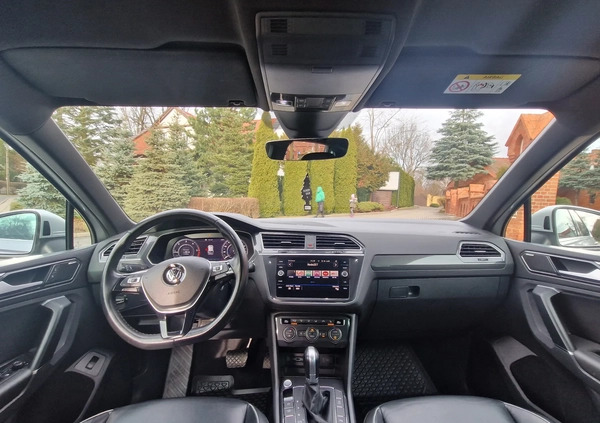 Volkswagen Tiguan cena 95500 przebieg: 177000, rok produkcji 2018 z Tczew małe 436
